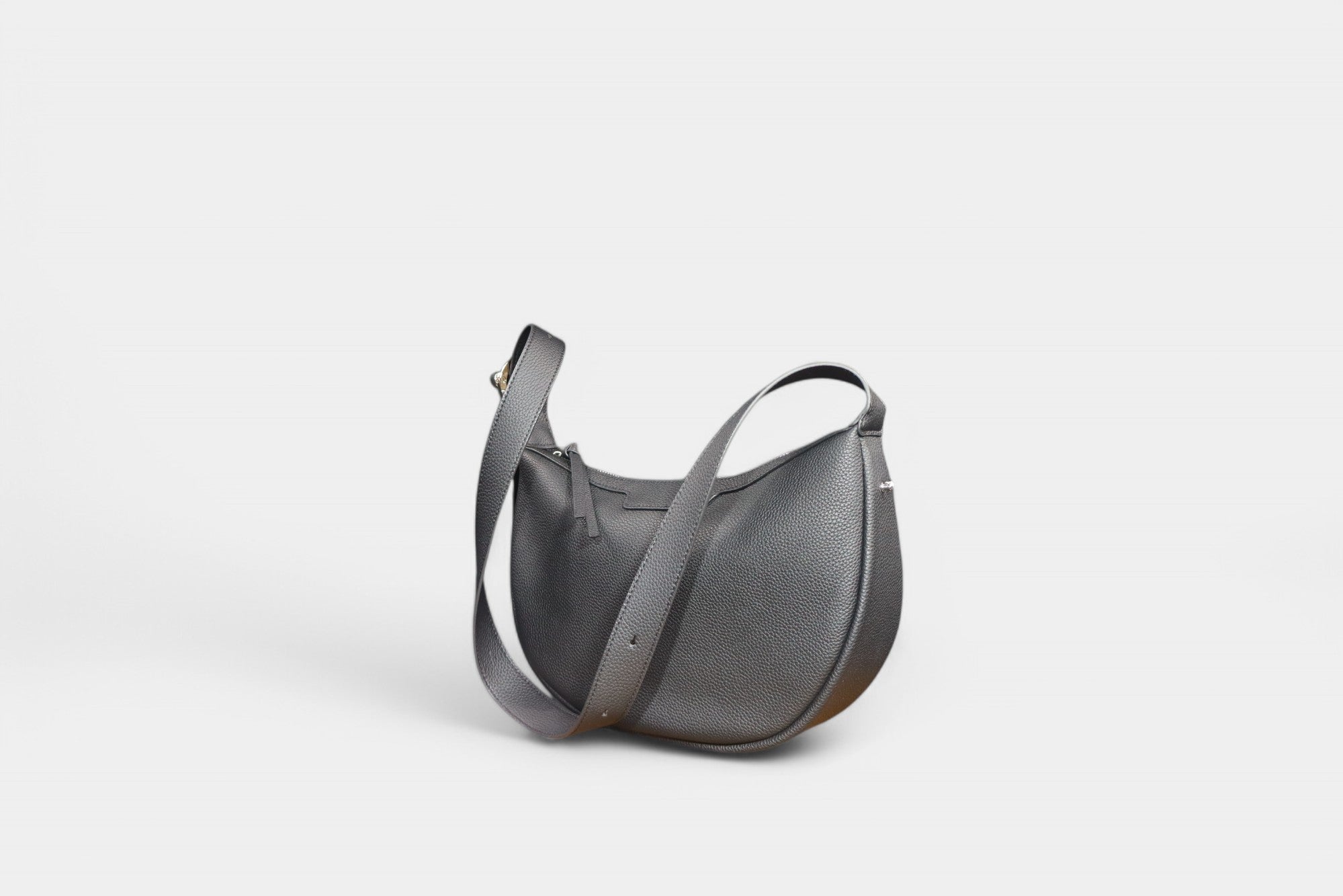 Schwarze kleine Schultertasche